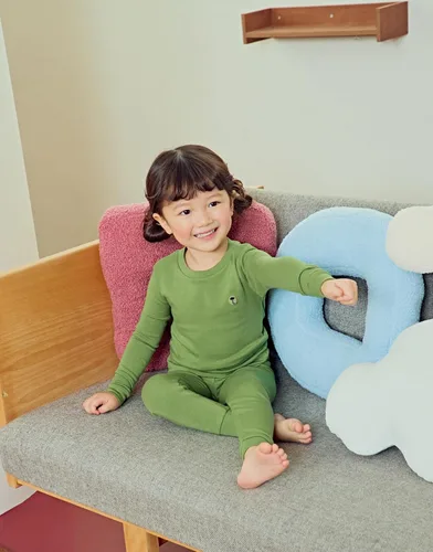 Vista 4 de moimoln Pijama de algodón suave y liso de manga larga para bebés y niños, 6 meses a 5 años