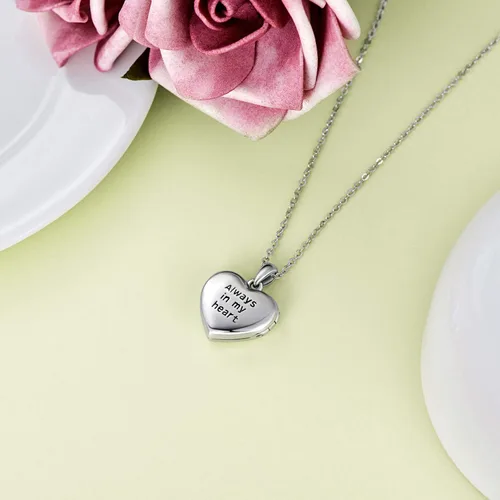 Vista 3 de AOBOCO Collar con medallón de corazón que sostiene fotos en plata de ley 925 con diseño de mariposaflores para mujeres cristales de Austria Plata