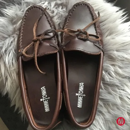 Vista 6 de Minnetonka Mocasines clásicos de conducción para mujer