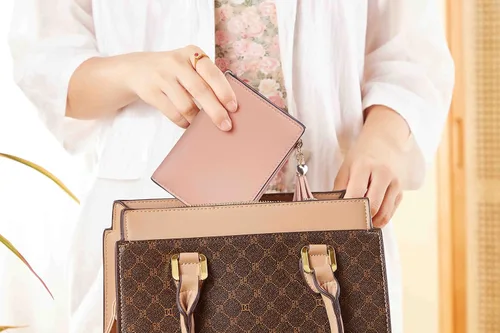 Vista 6 de Gostwo Mini cartera pequeña plegable para mujer con borla y bolsillo con cremallera para monedas, Rosa Con Llavero, Moda
