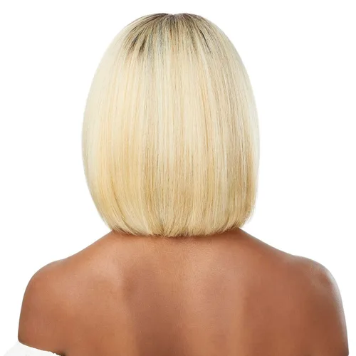 Vista 5 de PELUCA DELANTERA DE ENCAJE Sintético Outre - Línea de cabello perfecta 13X4 - JENISSE (DR4/CRMCH)