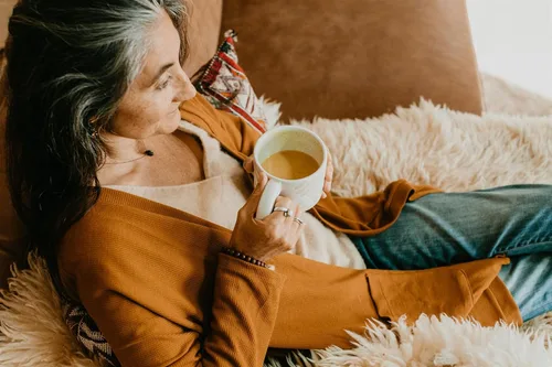 Vista 5 de PAAVANI Ayurveda Golden Milk - Hecho en Estados Unidos - Mezcla de cúrcuma ayurvédica y ashwagandha - Suplemento en polvo - Haldi Doodh - 100%