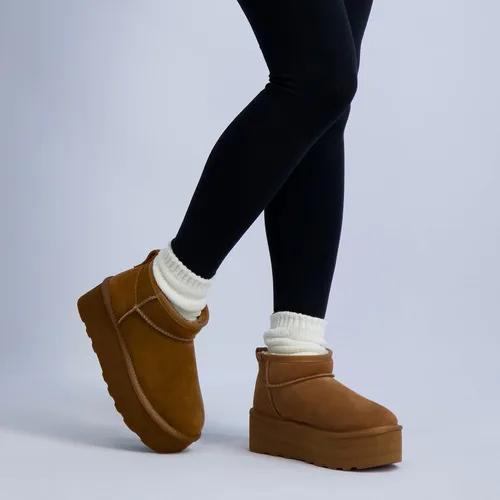 Vista 6 de CUSHIONAIRE Botas de plataforma Hippy Genuine Suede para mujer + espuma viscoelástica