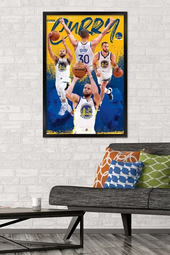 Vista 2 de Trends International NBA Golden State Warriors - Póster de pared de Stephen Curry 22, 22.375 x 34 pulgadas, versión enmarcada en negro