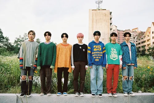Vista 5 de ENHYPEN Dimension : Dilemma 1st Album SCYLLA Ver 1p Folding Poster On Pack+PhotoBook+Lyric Book+1p PhotoCard+1p Hologram PhotoCard+1p