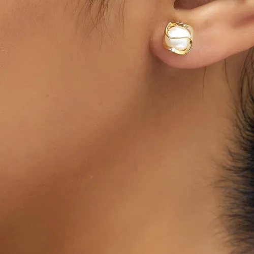 Vista 3 de Barzel Pendientes de botón con perla enjaulada chapados en oro de 18 quilates, 6MM - Hecho en Brasil