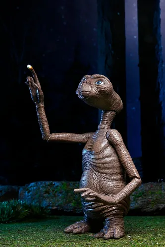 Vista 7 de NECA - E.T. - Figura de acción de 40th Anniversary E.T. Ultimate de 7 pulgadas