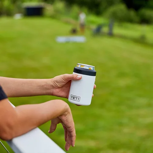 Vista 9 de YETI Rambler Aislador de latas Colster de 12 oz para latas de tamaño estándar, color negro (SIN INSERCIÓN DE LATA)