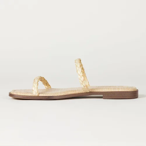 Vista 2 de The Drop Sandalias planas Paris con dos correas y punta cuadrada para mujer