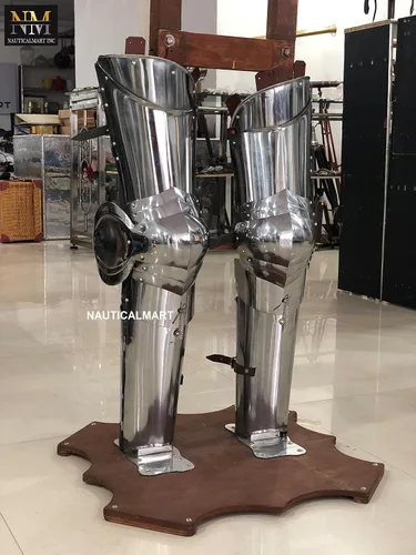 Vista 4 de Nauticalmart Medieval Knight - Armadura de pierna totalmente funcional