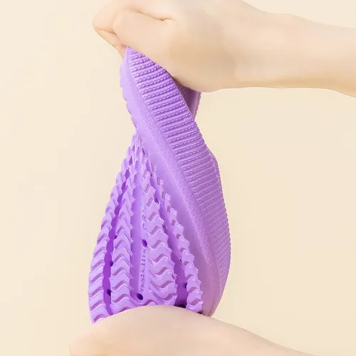 Vista 8 de yangfanQH Pantuflas de nube para niños y niñas, antideslizantes, cómodas, con suela gruesa, para ducha, baño, piscina, sandalias de verano, playa