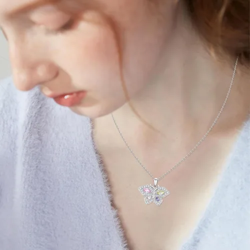 Vista 2 de PCTJYFU Collar de mariposa de plata de ley 925 con circonita cúbica y colgante de mariposa para mujer, joyería de mariposa, regalos para niñas