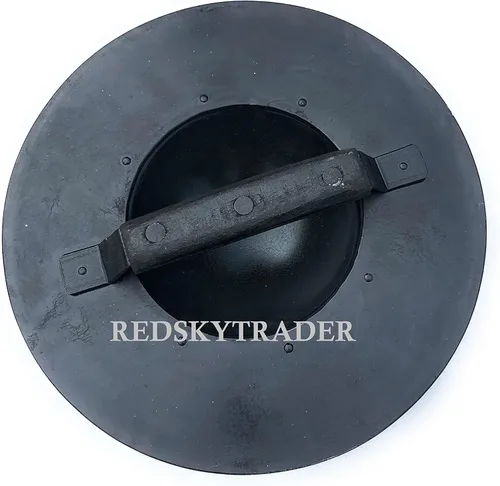 Vista 7 de Battle Ready Buckler Shield - Escudo medieval para arqueros de combate negro con mango de madera de 11 pulgadas, Negro