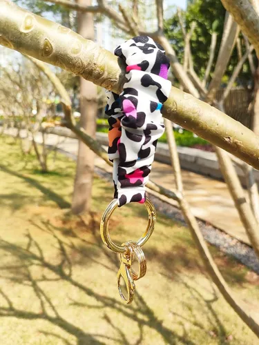 Vista 3 de Correa de muñeca con llavero elástico para mujer, llavero multifuncional