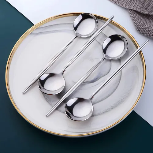 Vista 3 de Juego de 18 cucharas de mesa de acero inoxidable, cucharas redondas de mango largo, cucharas de caldo, juego de 18 (plateado, 8.3 pulgadas)