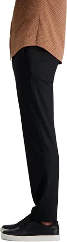 Vista 2 de Haggar Pantalón de vestir elástico en 4 direcciones para hombre