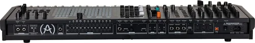 Vista 6 de Arturia MatrixBrute Noir Sintetizador analógico Black Edition de 49 teclas