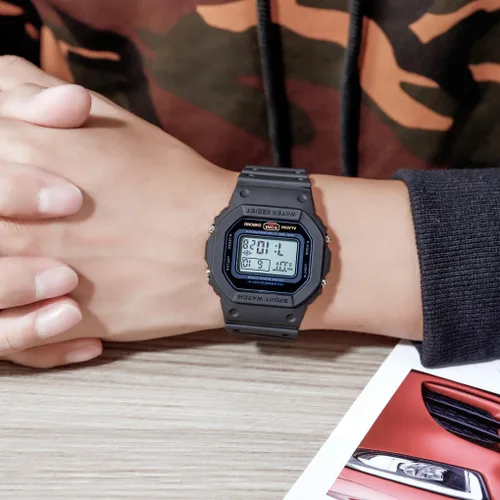 Vista 6 de Relojes de moda para hombres y mujeres unisex de verano, digitales con luz de fondo, casuales, impermeables, para deportes al aire libre, natación