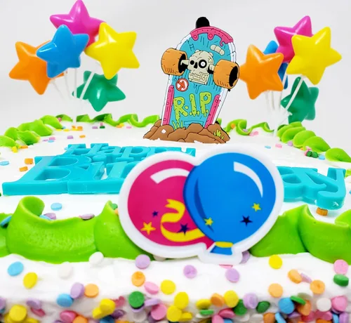 Vista 2 de Decoración para pastel de cumpleaños con temática de monopatín (diseño único)