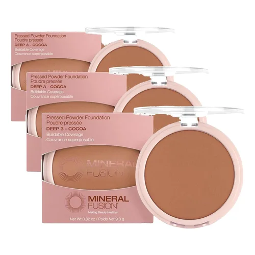 Vista 11 de Mineral Fusion Base de maquillaje en polvo prensado, polvo facial con acabado mate para piel clara con subtonos rosa/rojo, maquillaje natural