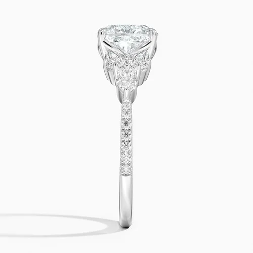 Vista 2 de IGI Anillo de compromiso de diamante creado en laboratorio de 3.56 quilates con cuatro puntas de excelente talla, con marquesa lateral y diamantes