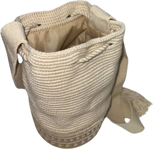 Vista 3 de Mochila Colombiana Auténtica WAYUU Mejor Hecho A Mano Cruz Cuerpo Flecos Pajita Bolsa Mediano Beige Nuevo, Beige, Bolso hecho a mano Wayuu