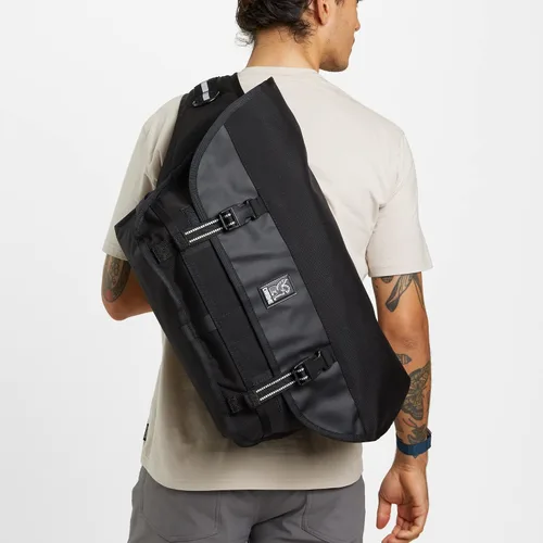 Vista 2 de Chrome Citizen - Bolso bandolera con hebilla icónica para cinturón de seguridad Citizen