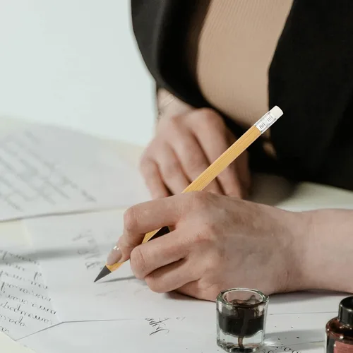 Vista 3 de Tofficu Forever Pencil - Lápiz creativo, 6 lápices de bambú borrables, lápiz de madera eterno, lápiz eterno, lápices sin tinta para escribir