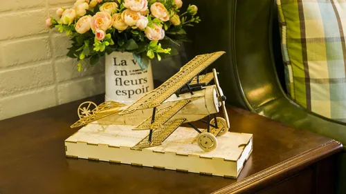 Vista 5 de Rompecabezas de madera 3D DIY Fokker DR1 Triplano Modelo Avión, Kit de avión modelo de madera Balsa cortado con láser, kits de avión para construir