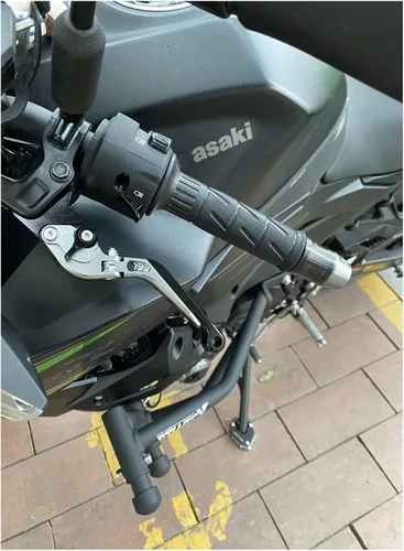 Vista 6 de Accesorios CNC para motocicleta, ajustable, plegable, extensible, con logotipo, palancas de embrague de freno para Yamaha FZ6 FAZER FZ-6 FZ 6 10