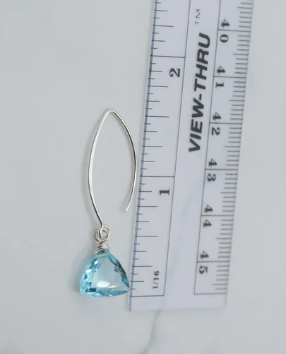 Vista 7 de Pendientes colgantes hechos a mano para mujer - Cuarzo azul aguamarina y plata de ley en caja de regalo - Trillante de cuarzo azul brillante