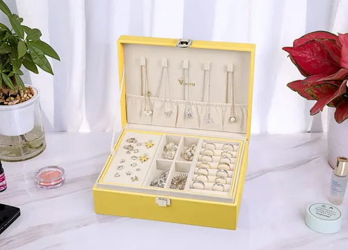Vista 4 de Voova Joyero organizador para mujeres y niñas, 2 capas grandes para hombres, estuche de almacenamiento de joyas de piel sintética con bandeja