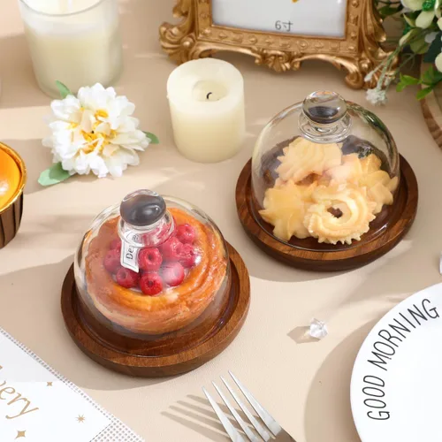 Vista 9 de Yardwe Paquete de 2 mini cúpula de postre de cristal con base de madera, soporte para pasteles de 3.4 pulgadas con cubierta de vidrio transparente