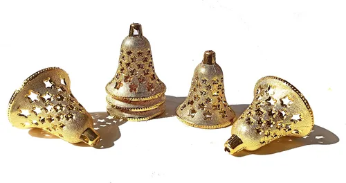 Vista 5 de Campanas decorativas de plástico para decoración del hogar, adornos colgantes de Navidad para manualidades de 2.5 pulgadas (12)