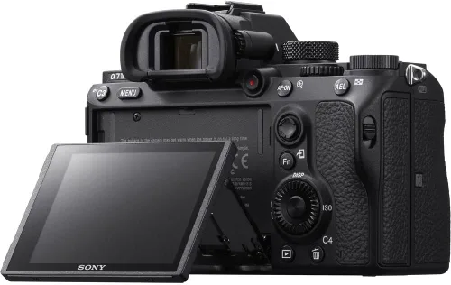Vista 7 de Sony Cámara sin espejo a7 III (ILCE7M3/B) + tarjeta de memoria de 64 GB + bolsa + lector de tarjetas + trípode flexible + correa de mano + cartera