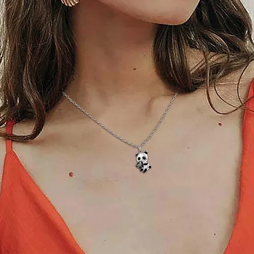 Vista 3 de YienDoo Gargantilla de cristal de panda, collar de corazón de cristal blanco de panda con colgante de oso panda, collar de amor de corazón de panda