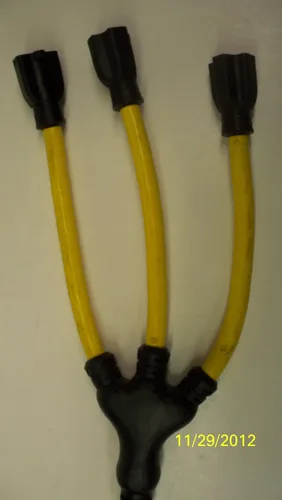 Vista 3 de Coleman Cable 12/3 splitter adaptador para cable de generador, 90238802, 120 volts