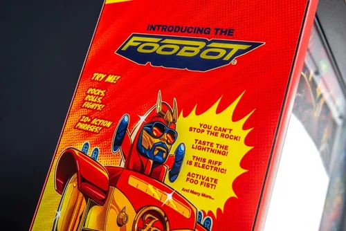 Vista 50 de Stern Pinball Foo Fighters con Insider Connected, Premium Edition Arcade Pinball Machine