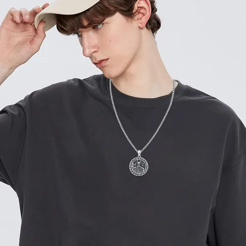 Vista 3 de Brisskaari Joyería vikinga para hombre, collar con colgante de plata de ley 925, colgante de amuleto redondo vintage con runa nórdica, cadena