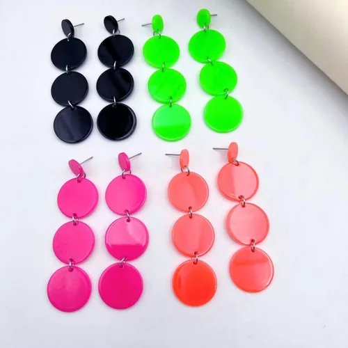 Vista 5 de Aretes colgantes redondos de neón de los años 80, aretes colgantes de disco circular de acrílico para mujer Negro