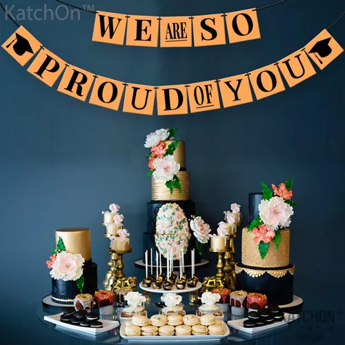 Vista 7 de KatchOn, Cartel con texto en inglés «We Are So Proud Of You» – Grande, 14 pies, No DIY Cartel de felicitaciones, decoraciones de graduación negro