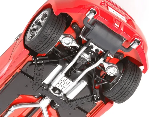 Vista 7 de TAMIYA 1: 24 Escala Nissan 370z (Libro)