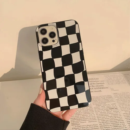 Vista 4 de Funda de teléfono con soporte a cuadros negros con diseño de patrón antideslizante, marco de gel de sílice suave para iPhone 7/8