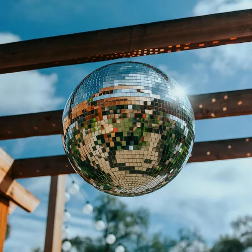 Vista 13 de Yescom Juego de 8 bolas de discoteca de 7/12/16/20/24 pulgadas, bolas de espejo surtidas, decoración de vidrio para colgar para fiestas de los años