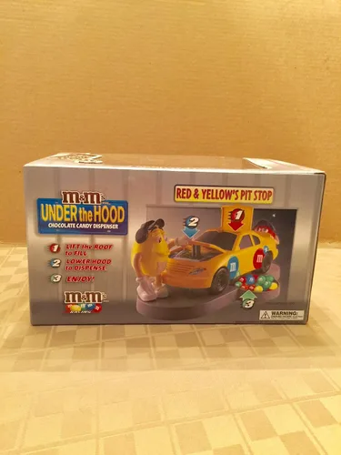 Vista 3 de M &M's - Dispensador de dulces de chocolate bajo el capó