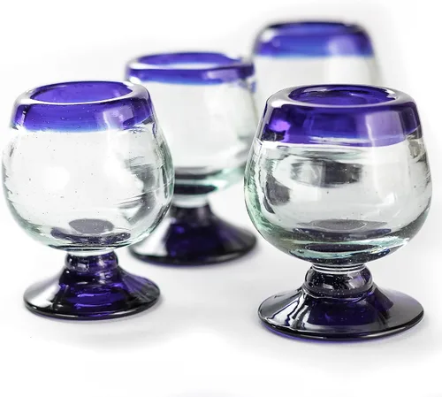Vista 4 de Auténticos vasos de chupito de tequila mexicano soplados a mano - Juego de 4-2 oz - Mini snifters de vidrio - Base pesada - Coñac