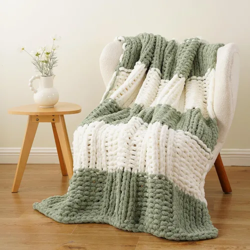 Vista 5 de Battilo - Manta de punto grueso de cachemira beige y crema, manta suave y gruesa de chenilla, manta de crochet de punto trenzado hecha a mano