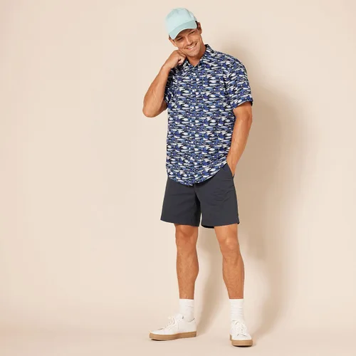 Vista 4 de Tienda Essentials - Camisa para hombre, manga corta, de ajuste regular, estampada