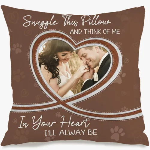 Vista 6 de Funda de almohada de sofá personalizada con mensaje personalizado que enriquece tu estilo de hogar mientras proporciona una idea de regalo cálida