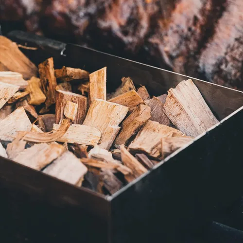 Vista 7 de Fire & Flavor Premium 100% Natural Hardwood Smoking Chips, Compatible with All Grills, Cherry
